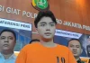 Hina Institusi Polri dan Aniaya Sang Kekasih, Leon Dozan Resmi Ditetapkan Sebagai Tersangka Leon Dozan resmi ditahan polisi usai lakukan penganiayaa dam hina polis (Tiktok @cageur.bageur)