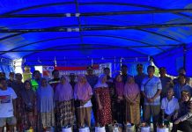 Kapolres Barito Utara Berikan Bantuan Sosial Kepada Warga Kelurahan Jambu