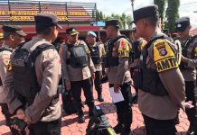 Jelang Pesta Demokrasi 2024 Kapolres Barito Utara Laksanakan Apel Kesiapan Pengamanan TPS