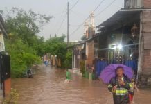 Jalur Utama Semarang-Purwodadi Lumpuh Total Akibat Banjir
