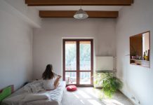 Kebiasan Buruk Saat Bangun Tidur yang Wajib Anda Hindari