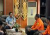 Pj Bupati Barito Utara Drs. Muhlis didampingi Kalak BPBD Barito Utara Beserta Jajaran Menerima Audiens Basarnas Palangka Raya