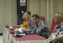 Pj. Bupati Barito Utara Paparkan Kinerja Triwulan II dan Rencana Strategis Pembangunan Di Hadapan Tim Evaluasi Kementerian Dalam Negeri di Jakarta