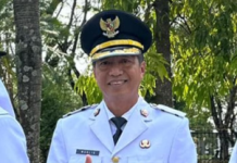 Pj Bupati Barito Utara Terima Penghargaan dari Kemendikbudristek Drs. Muhlis