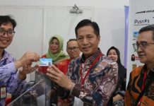 Hari Ulang Tahun Perpustakaan Nasional ke-44, Pemkab Barito Utara terima Mobil Perpustakaan Pemkab Barito Utara terima Mobil Perpustakaan