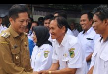 Kepala Desa Antar Waktu Desa Bintang Ninggi II Resmi di Lantik Pj Bupati Barito Utara Drs. Muhlis