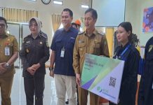Pj Bupati Barito Utara Melepas Puluhan Peserta Magang Dalam Negri Pj Bupati Lepas Puluhan Peserta Magang Dalam Negri