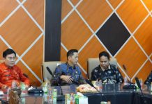 Jelang Pilkada 2024 Serentak Barut, Pj Bupati Muhlis Ikuti Rakoor Virtual Bersama Mendagri