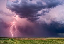 Ketika Hujan Petir dan Angin Kencang, Ini Doa yang Harus Dipanjatkan