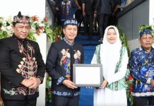 HUT Ke-74 Barut, Wagub Kalteng Sebagai Inspektur Upacara