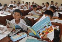 Kadisdik Barut Bantah Ada Sekolah di Bawah Binaannya Tebus Buku Paket Pelajaran
