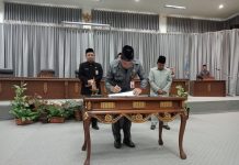 Sejumlah Fraksi DPRD Barut Tanggapi Pidato Pengantar Bupati Terhadap Raperda RJPD 2025-2045