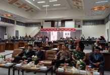 Pemkab Bersama DPRD Barut, Mendengarkan Pidato Kenegaraan Presiden Jokowi