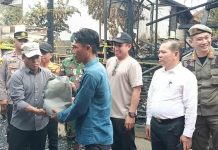 Bupati Heriyus bersama Ketua DPRD Mura Tinjau Warga Terdampak Kebakaran Muara Untu