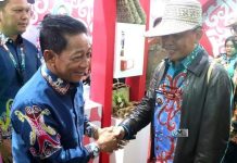 Bupati Heriyus bersama Ketua TP-PKK Mura Hadiri Pembukaan Kalteng Expo 2025