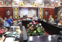 Bupati Heriyus Pimpin Rapat soal Pengakuan-Perlindungan MHA Takajung Mur