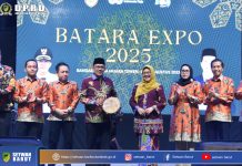 Kehadiran Wakil Ketua I DPRD Meriahkan Pembukaan Batara Expo 2025