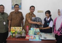 Pemkab Mura Salurkan Bantuan bagi Disabilitas dan Anak