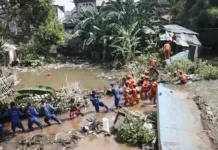 Banjir Jati Padang Berdampak pada Kesehatan Warga