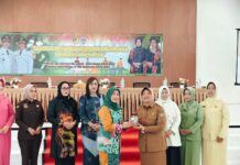 DLH–TP PKK Barito Utara Gencarkan Sosialisasi Pentingnya Pengelolaan Sampah