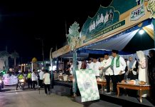 Bupati H. Shalahuddin Resmi Lepas Pawai Tanglong Malam Takbiran Iduladha 1447 Hijriah