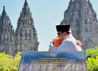Momen Hangat Prabowo dan PM Modi di Candi Prambanan Curi Perhatian Warga dan Diaspora India