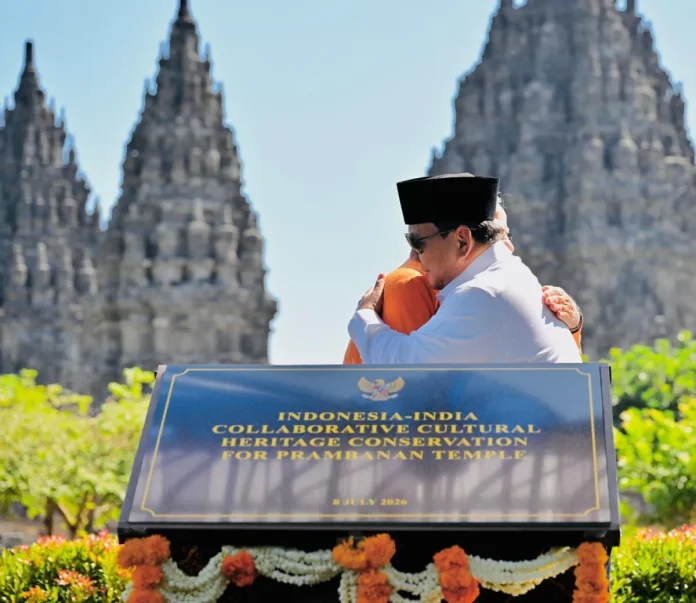 kehangatan-presiden-prabowo-dan-pm-modi-di-candi-prambanan-tinggalkan-kesan-mendalam-bagi-warga-dan-diaspora-india-ZBDBKePrgZ
