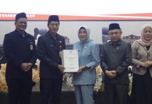 Pemkab Barut Serahkan Pengantar Raperda Perubahan APBD 2026 ke DPRD