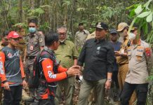 Bupati dan Wabup Barito Utara Turun Langsung Pantau Karhutla